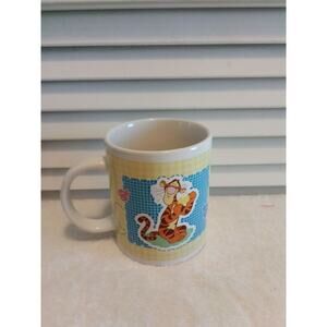 Disney Houston Harvest Winnie the Pooh Tigger ceramic coffee mug Milne Shepard
